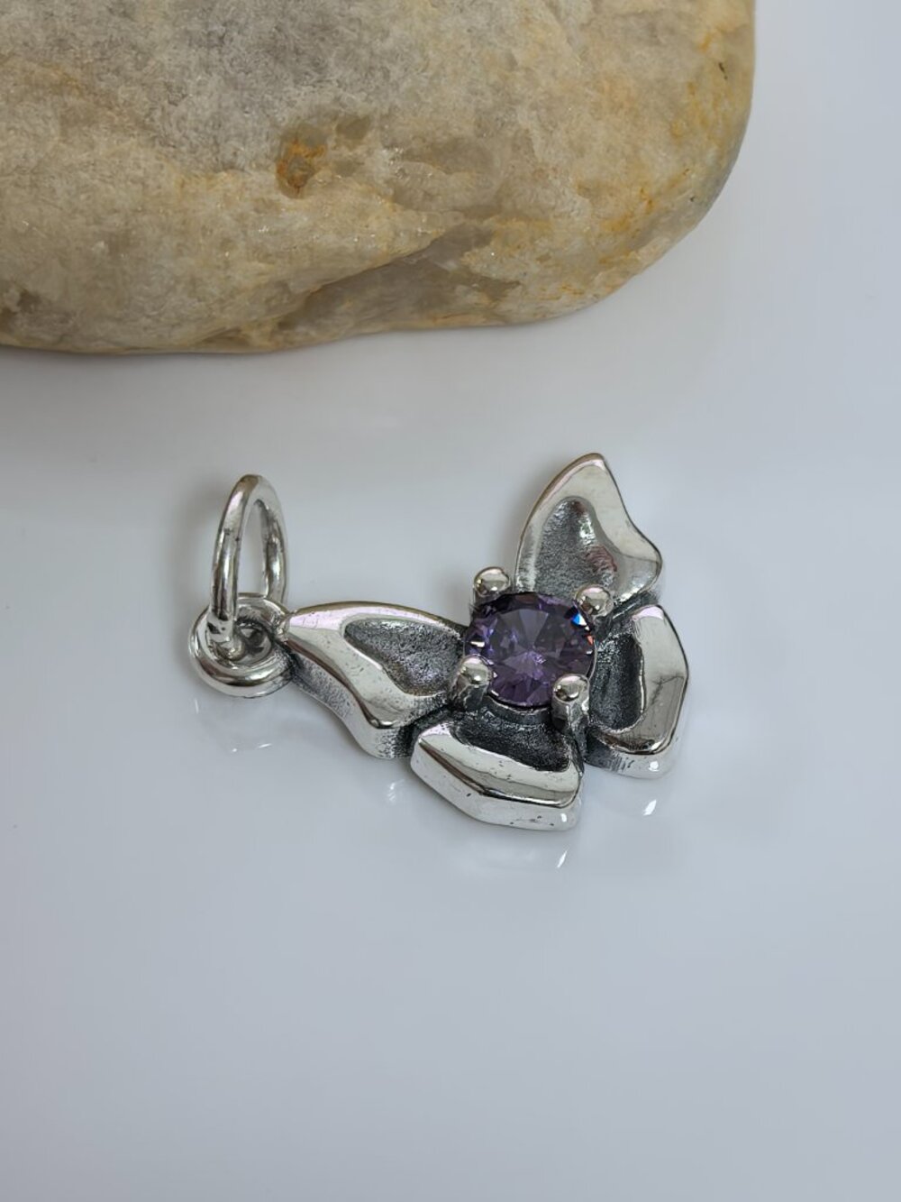 James Avery Butterfly Gemstone Charm (Purple), S925 Silver Jewelry (Women's) - Picture 3 of 4